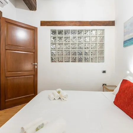 Διαμέρισμα Cozy Castle Loft Κάλιαρι